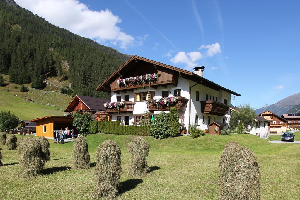 Haus Bergfreund Apartman Sankt Leonhard im Pitztal Kültér fotó